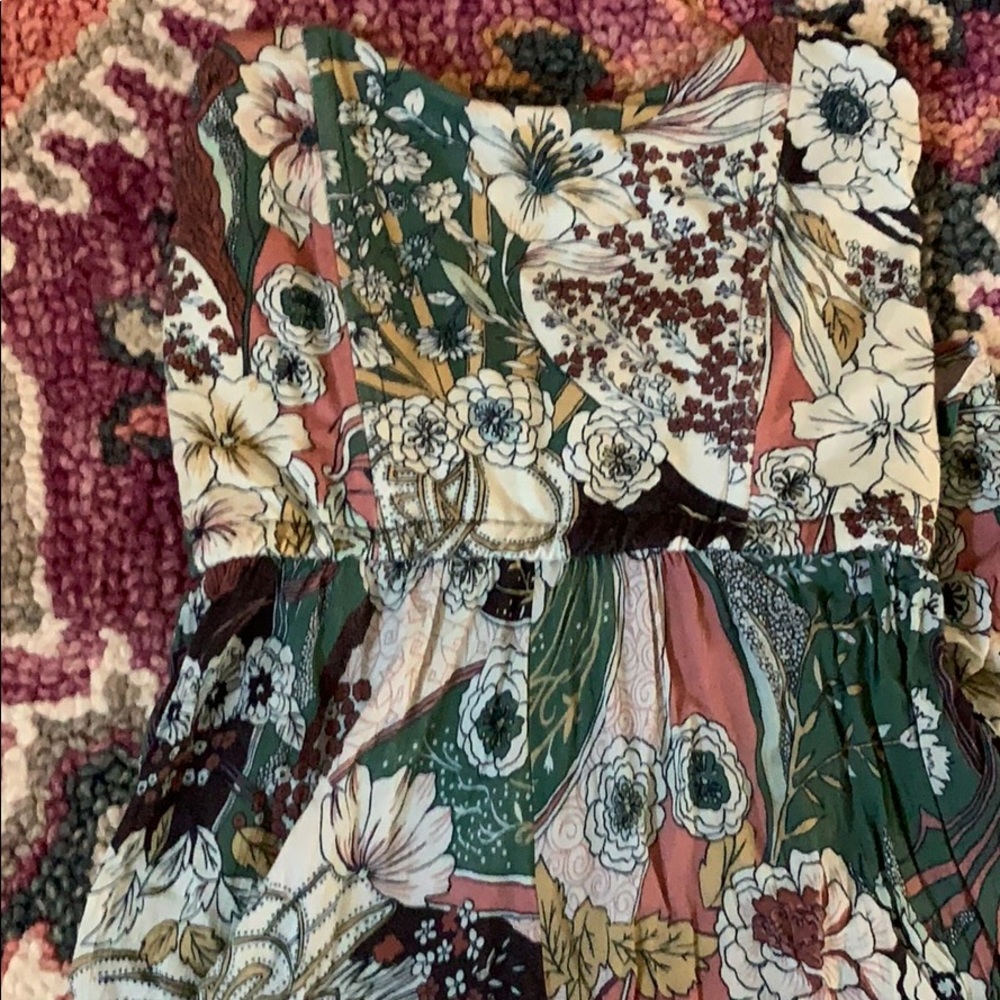 Novella Royale Ford Jumpsuit - Picture 5 of 6